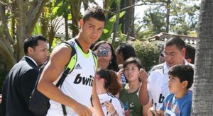 Cris pictures cover
