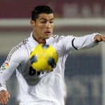 Real Madrid's Cristiano Ronaldo controls the ball during their Spanish first division soccer match against Mallorca in Mallorca Real Madrid's Cristiano Ronaldo controls the ball during their Spanish first division soccer match against Mallorca in Mallorca