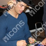 Cristiano_Ronaldo_Signed_ManUtd_Photo_Champions_League_Final_Goal_signing