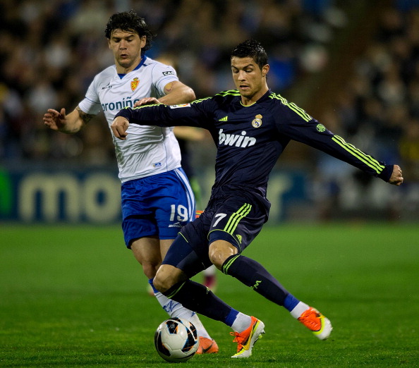 Real Zaragoza v Real Madrid CF - La Liga